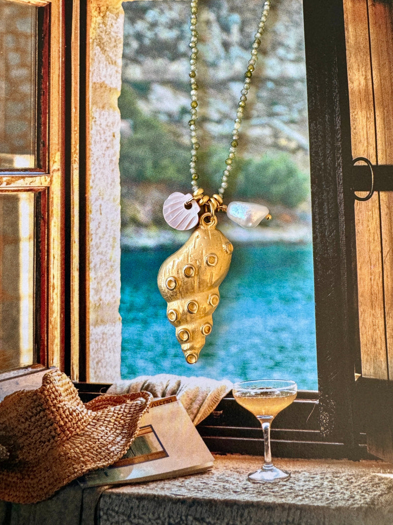 Bougainvillea Café Brezza Necklace