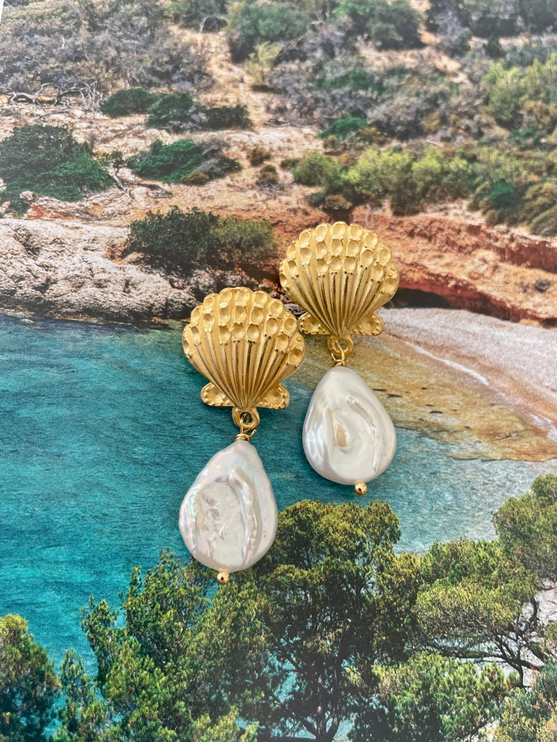 Bougainvillea Café Delfina Earrings in Pearl