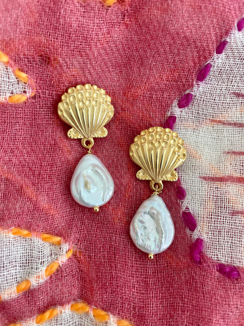 Bougainvillea Café Delfina Earrings in Pearl