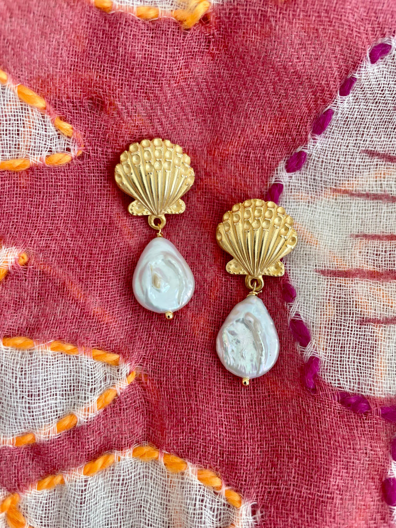 Bougainvillea Café Delfina Earrings in Pearl